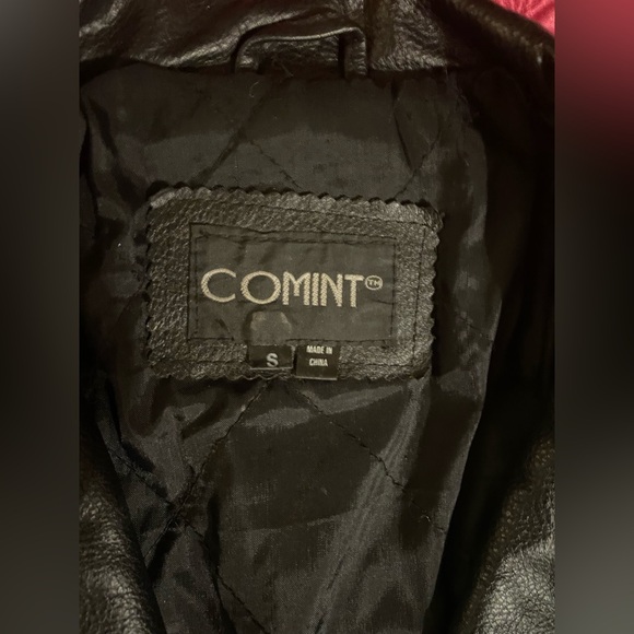Vintage women’s  Black soft leather jacket size small brand: Comint - Picture 3 of 3